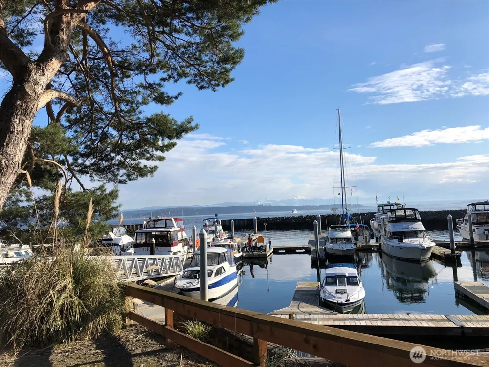 46 G Mukilteo Way Hat Island, WA 98206