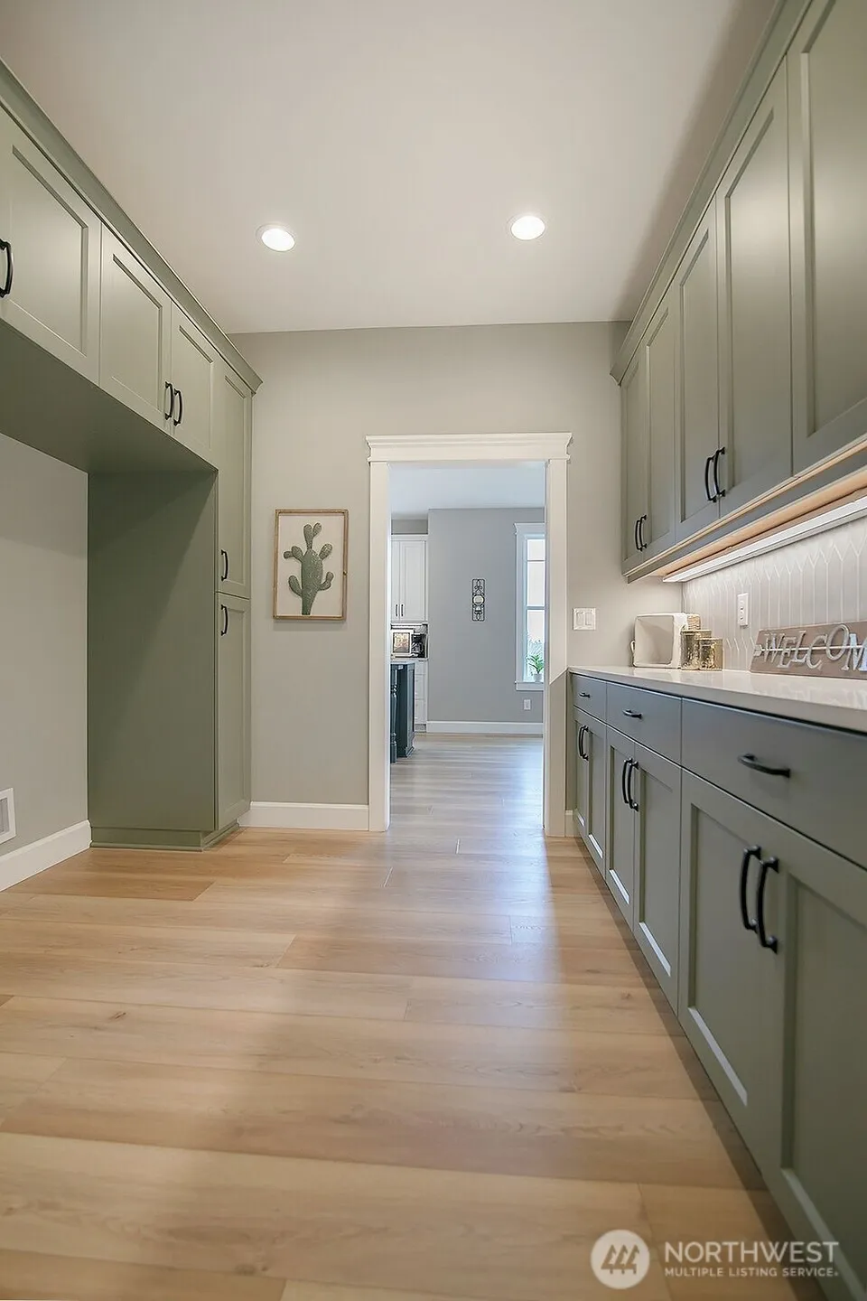 302 Waters Road Castle Rock, WA 98611