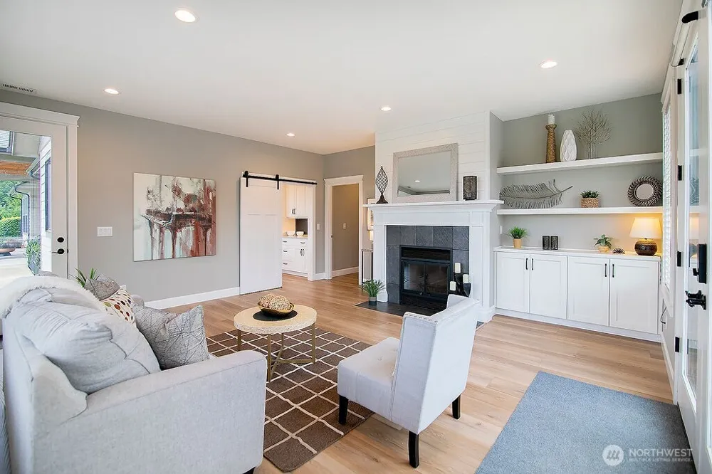 302 Waters Road Castle Rock, WA 98611