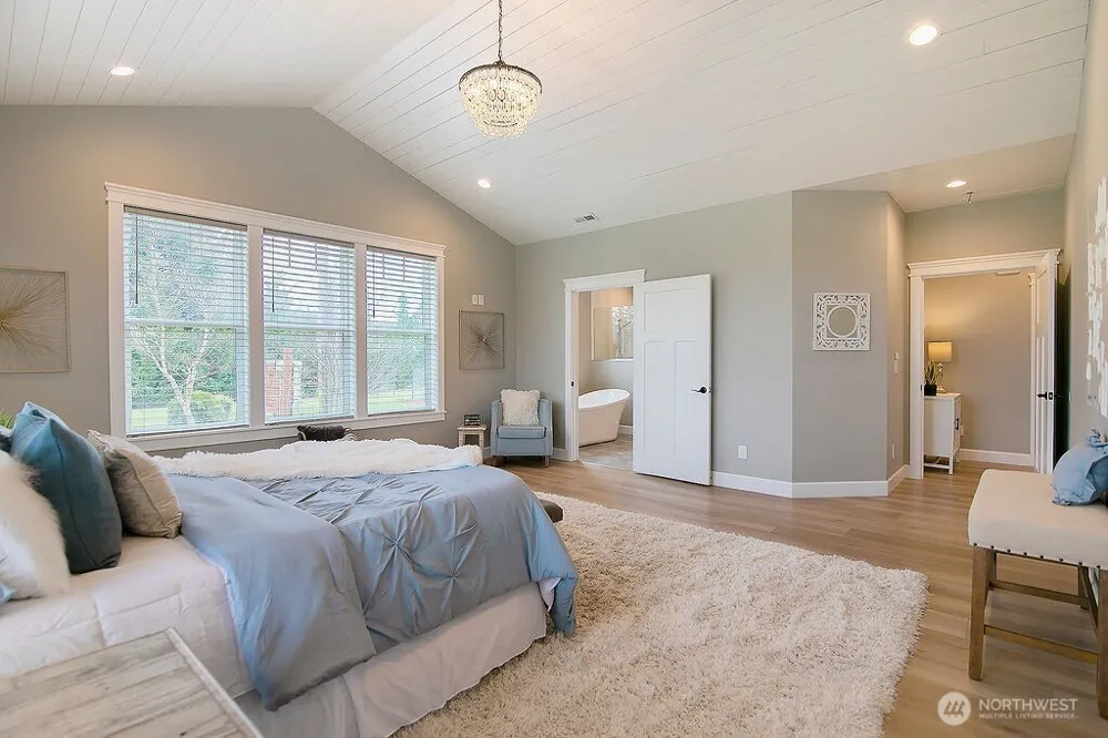 302 Waters Road Castle Rock, WA 98611