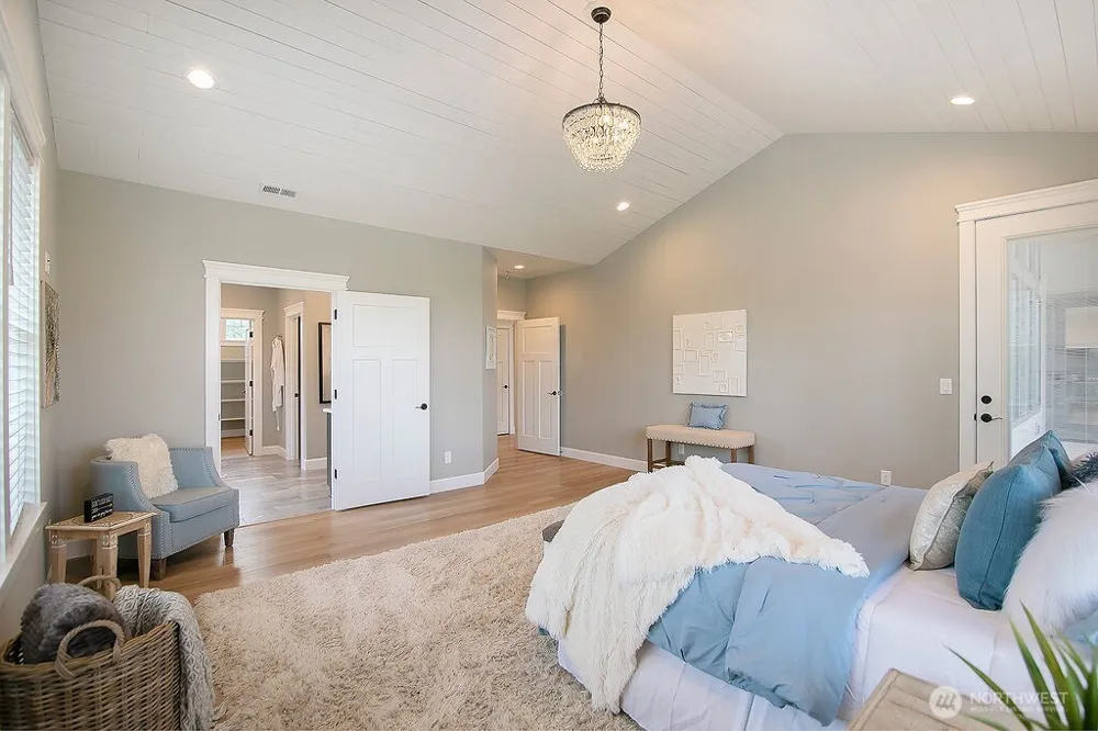302 Waters Road Castle Rock, WA 98611
