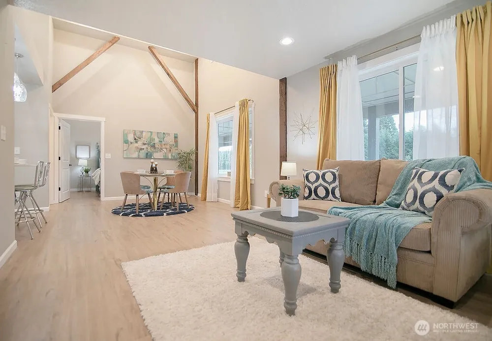 302 Waters Road Castle Rock, WA 98611