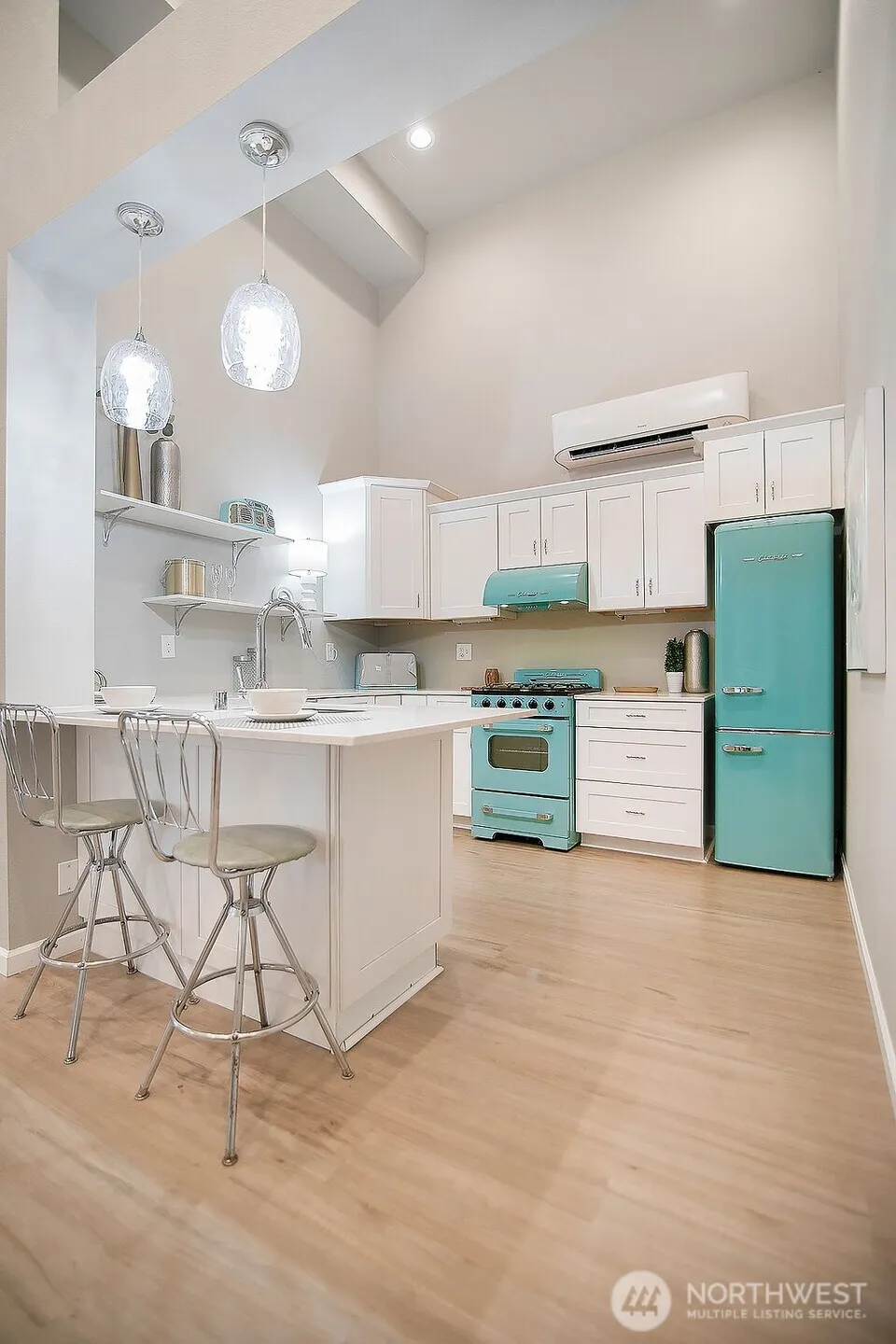 302 Waters Road Castle Rock, WA 98611