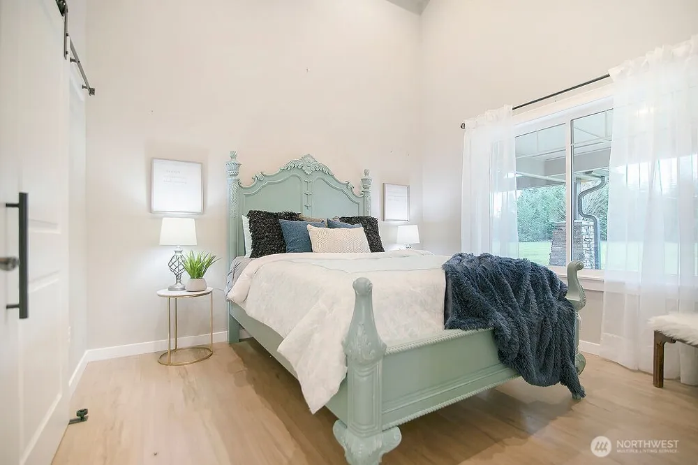 302 Waters Road Castle Rock, WA 98611