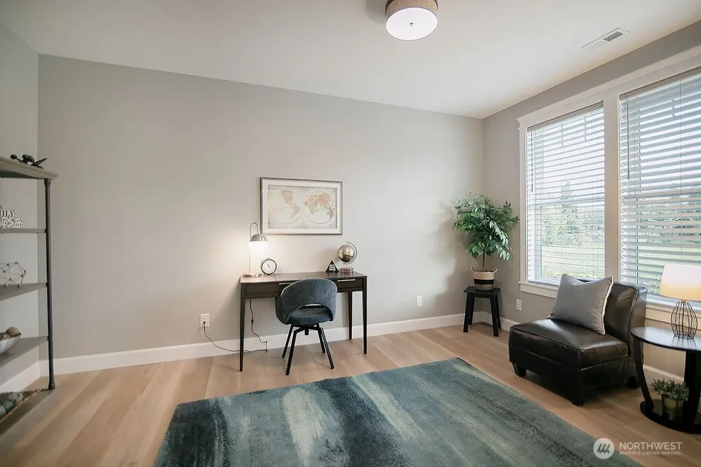302 Waters Road Castle Rock, WA 98611