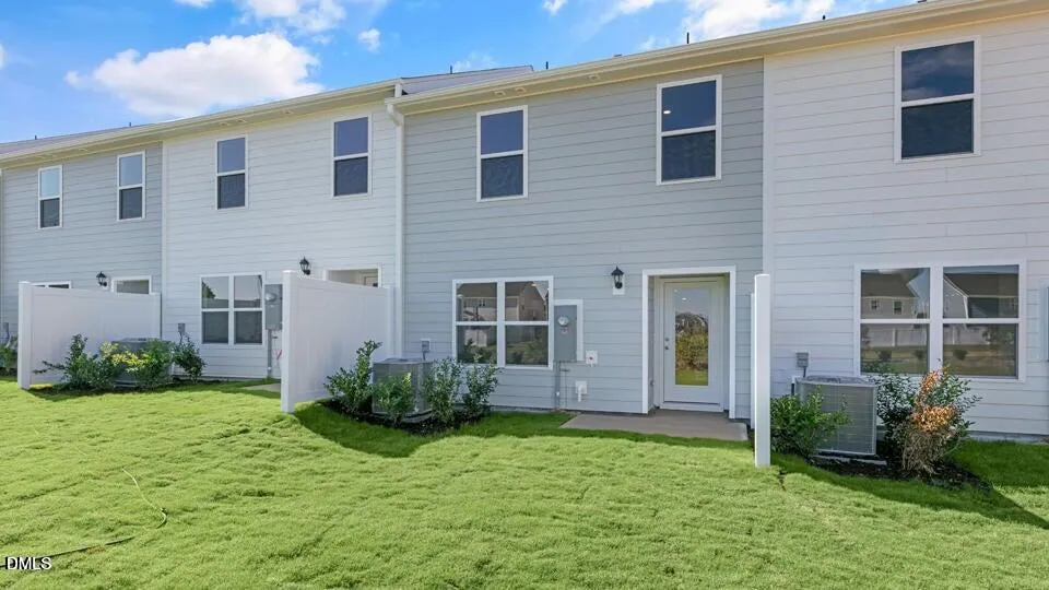 536 Stream Walk Crossing Wendell, NC 27591