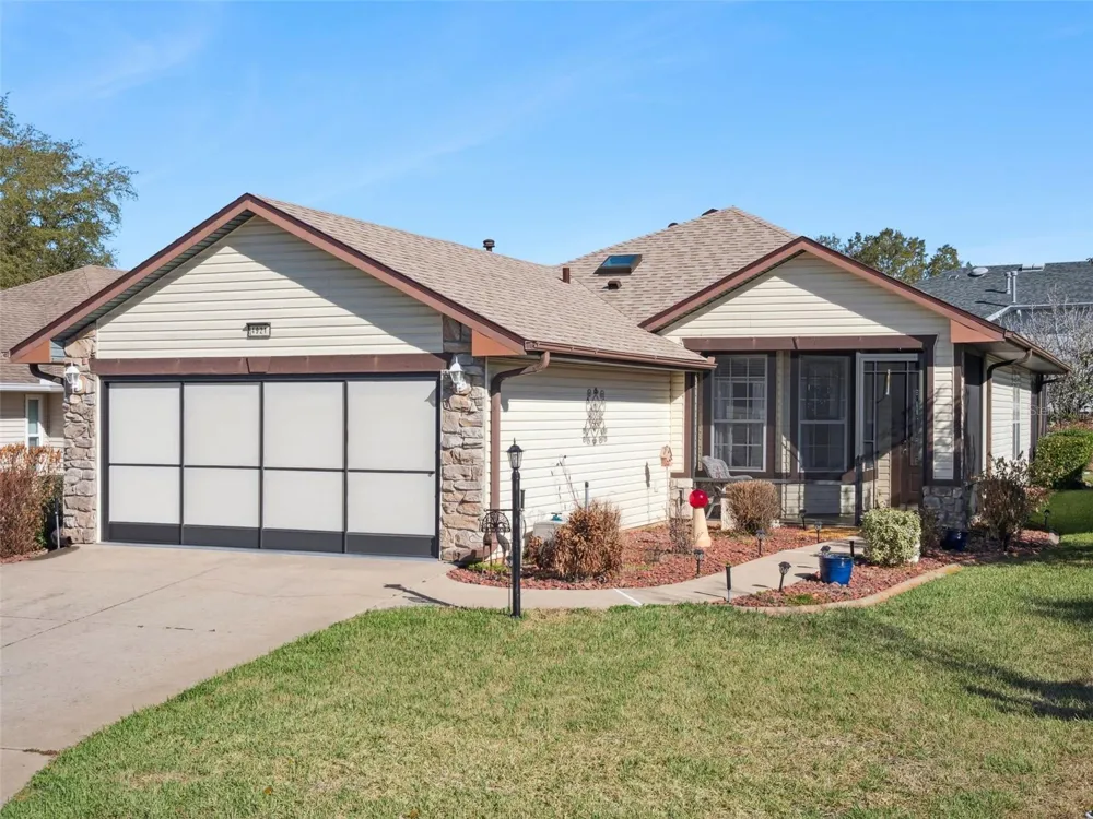 4921 GLEN COE STREET Leesburg, FL 34748