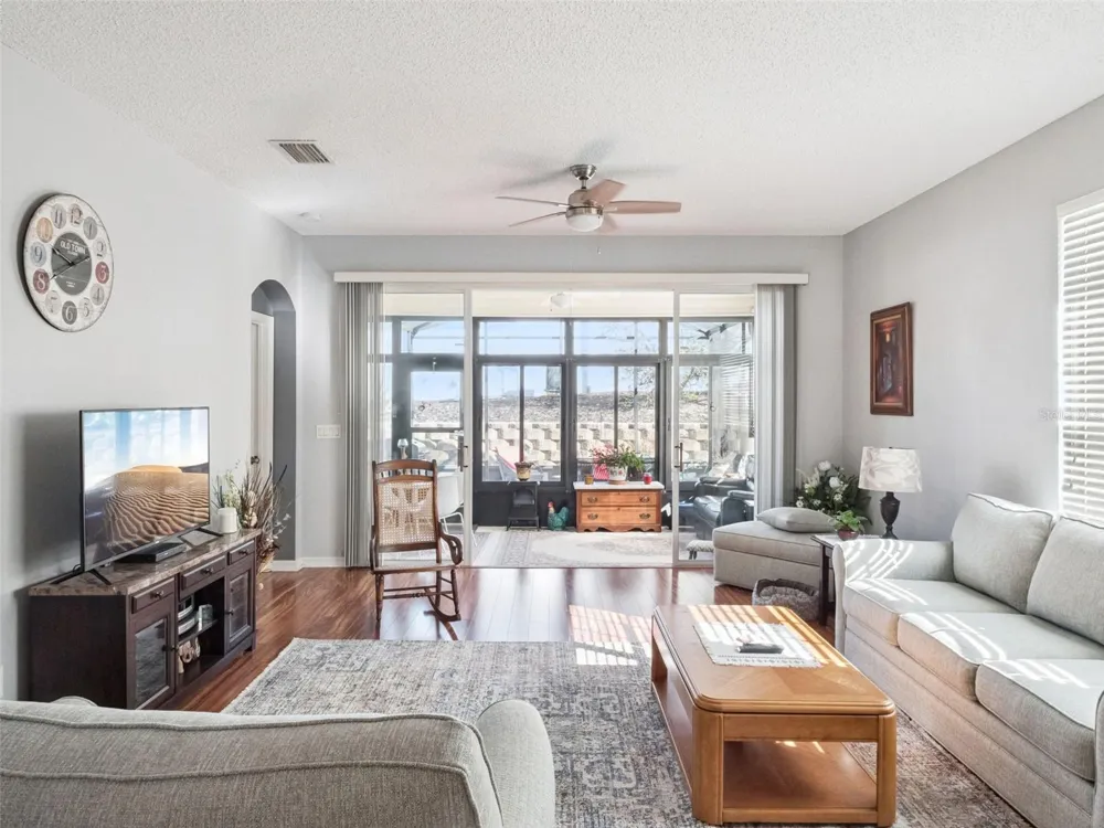 4921 GLEN COE STREET Leesburg, FL 34748