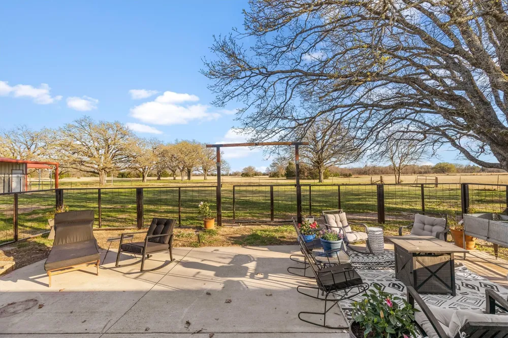 12586 County Road 351 Terrell, TX 75161