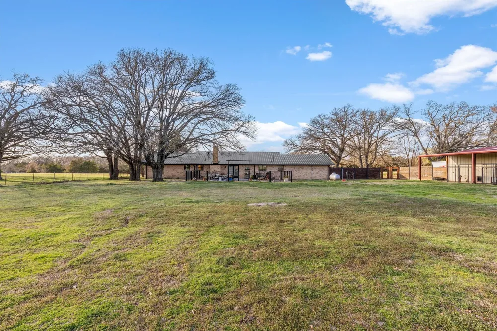 12586 County Road 351 Terrell, TX 75161