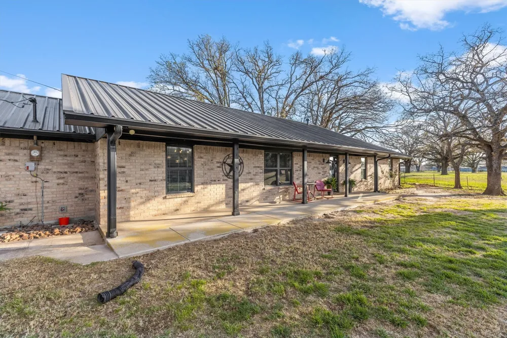 12586 County Road 351 Terrell, TX 75161