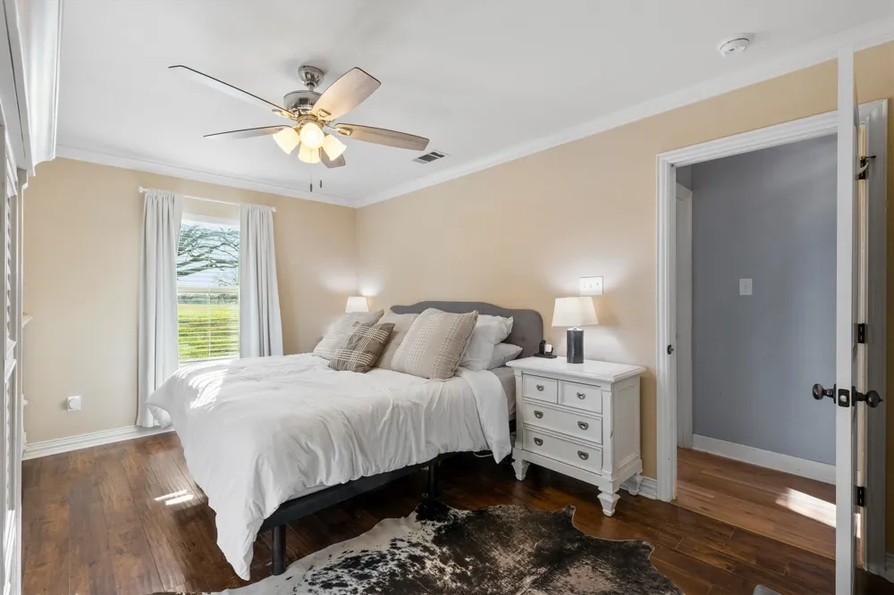12586 County Road 351 Terrell, TX 75161
