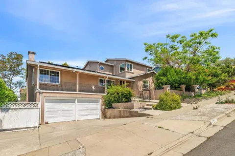 722 Gleneagle Avenue