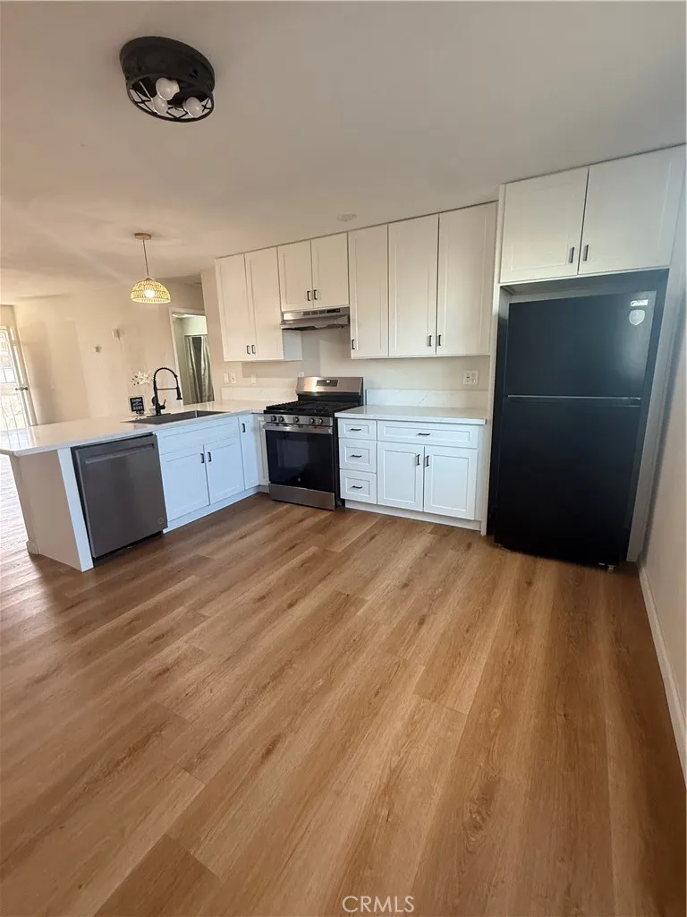 18254 Madrone Adelanto, CA 92301