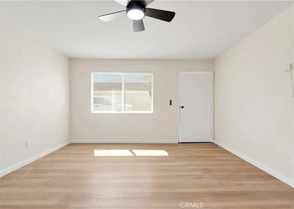 18254 Madrone Adelanto, CA 92301