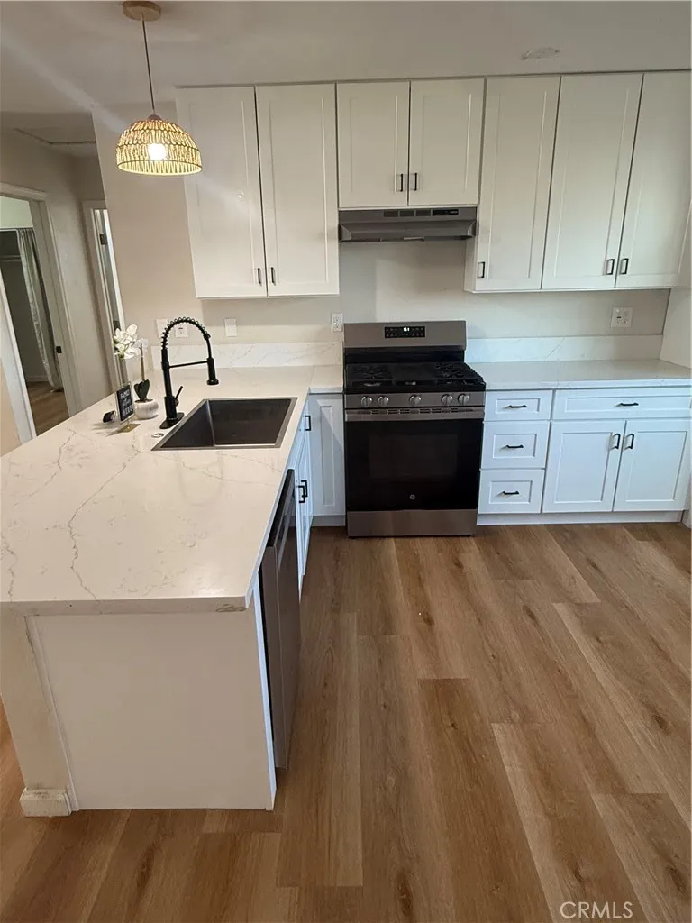 18254 Madrone Adelanto, CA 92301