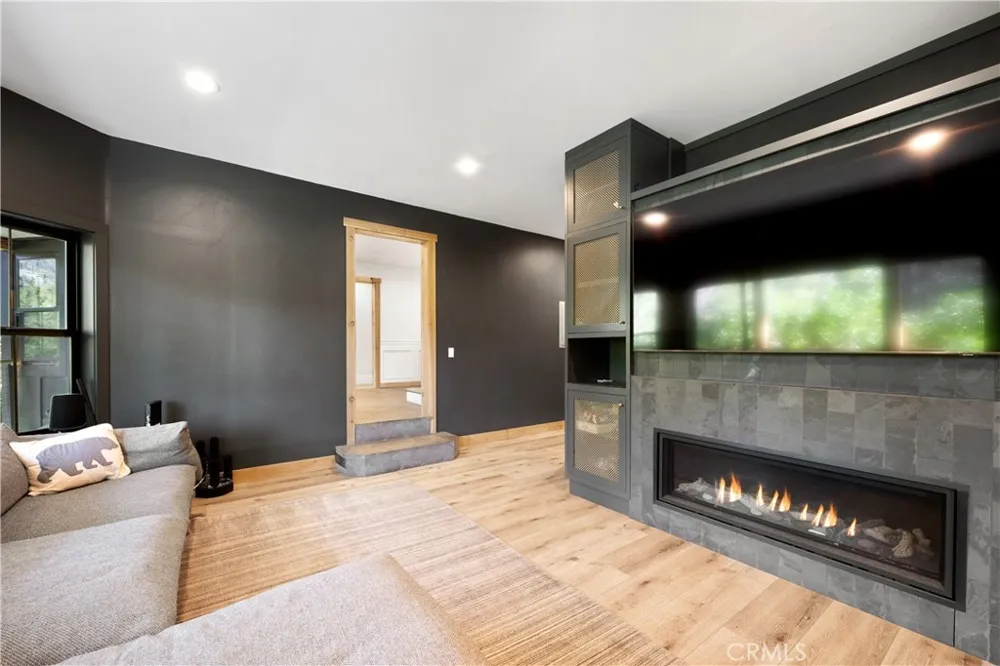 595 Waterford Avenue Mammoth Lakes, CA 93546