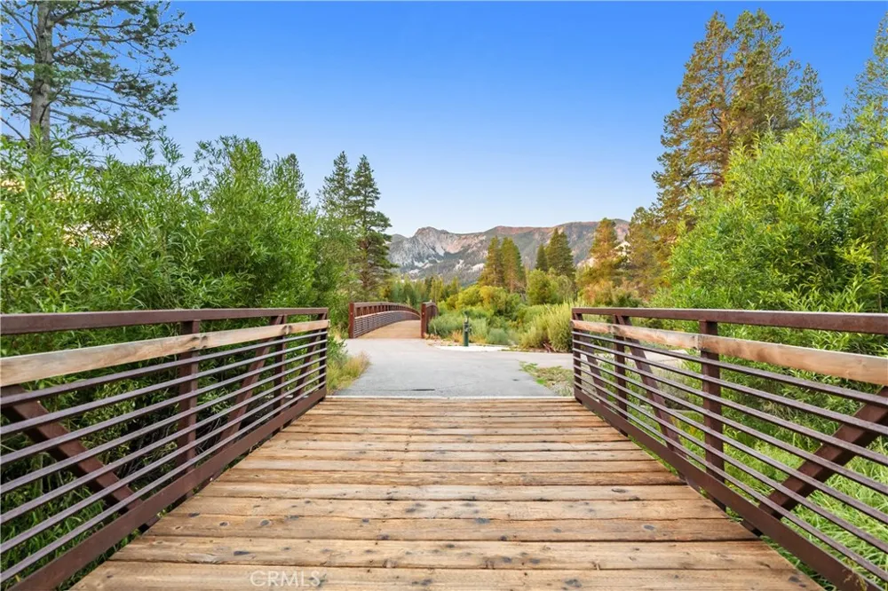 595 Waterford Avenue Mammoth Lakes, CA 93546