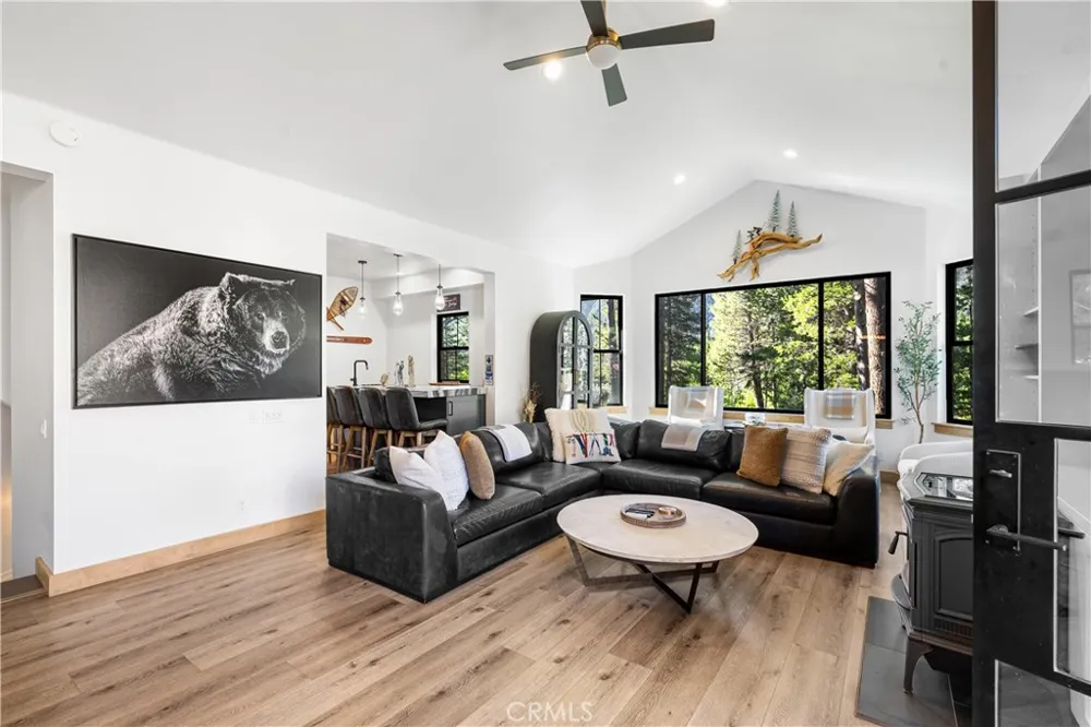 595 Waterford Avenue Mammoth Lakes, CA 93546