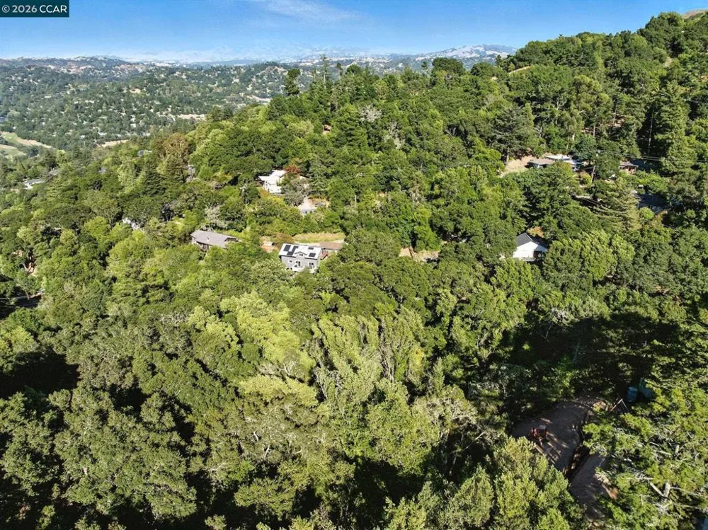Camino Del Monte Orinda, CA 94563