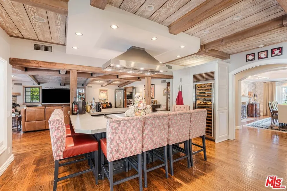 23939 Long Valley Road Hidden Hills, CA 91302