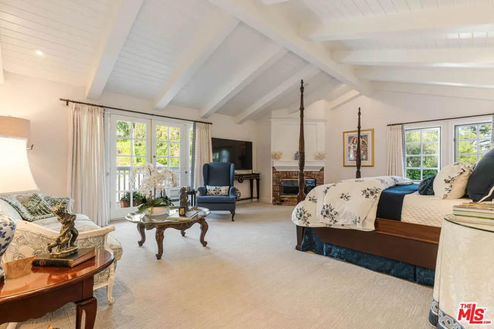 23939 Long Valley Road Hidden Hills, CA 91302