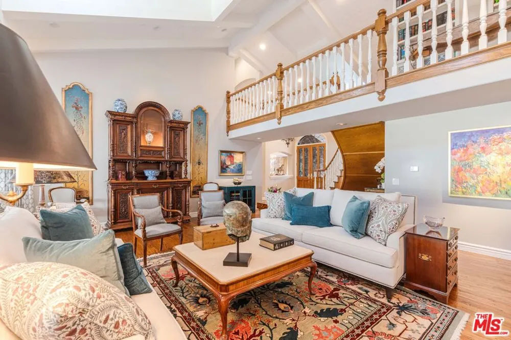 23939 Long Valley Road Hidden Hills, CA 91302