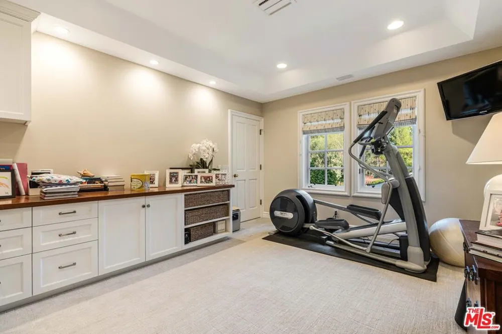 23939 Long Valley Road Hidden Hills, CA 91302