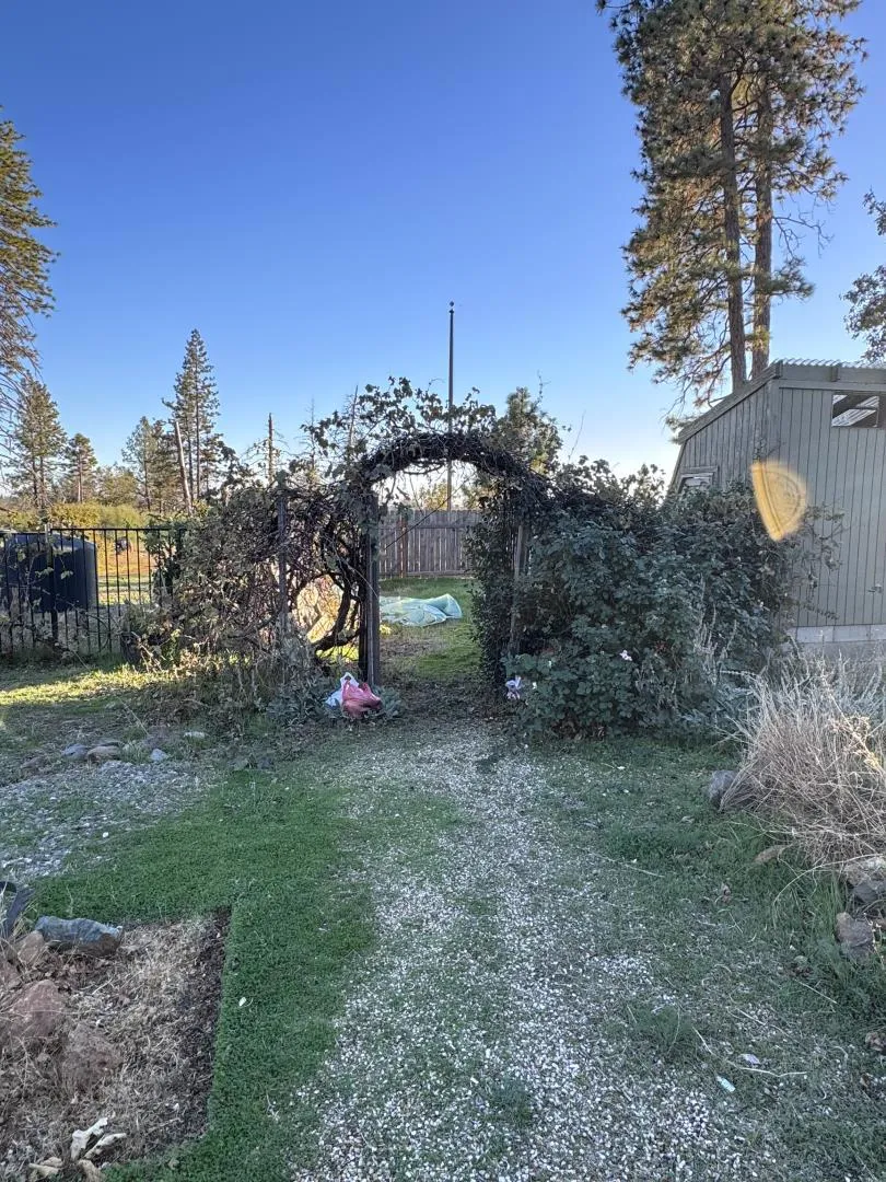 12168 Granite Ridge Road Oroville, CA 95965