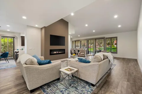44839 Oro Grande Circle