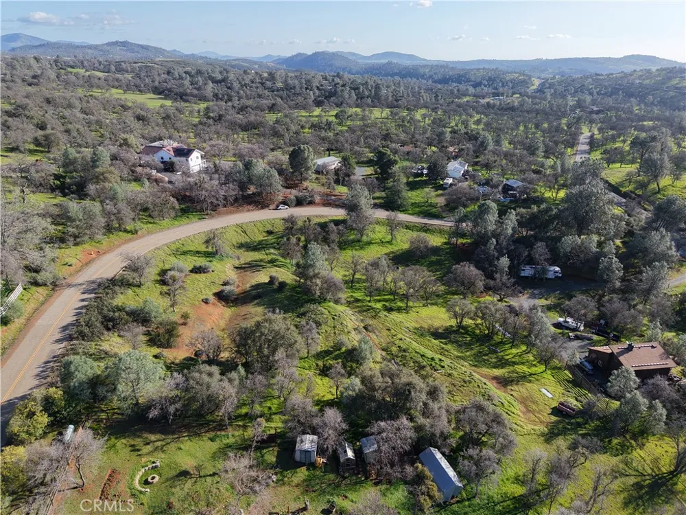 10441 Castano Way Coulterville, CA 95311