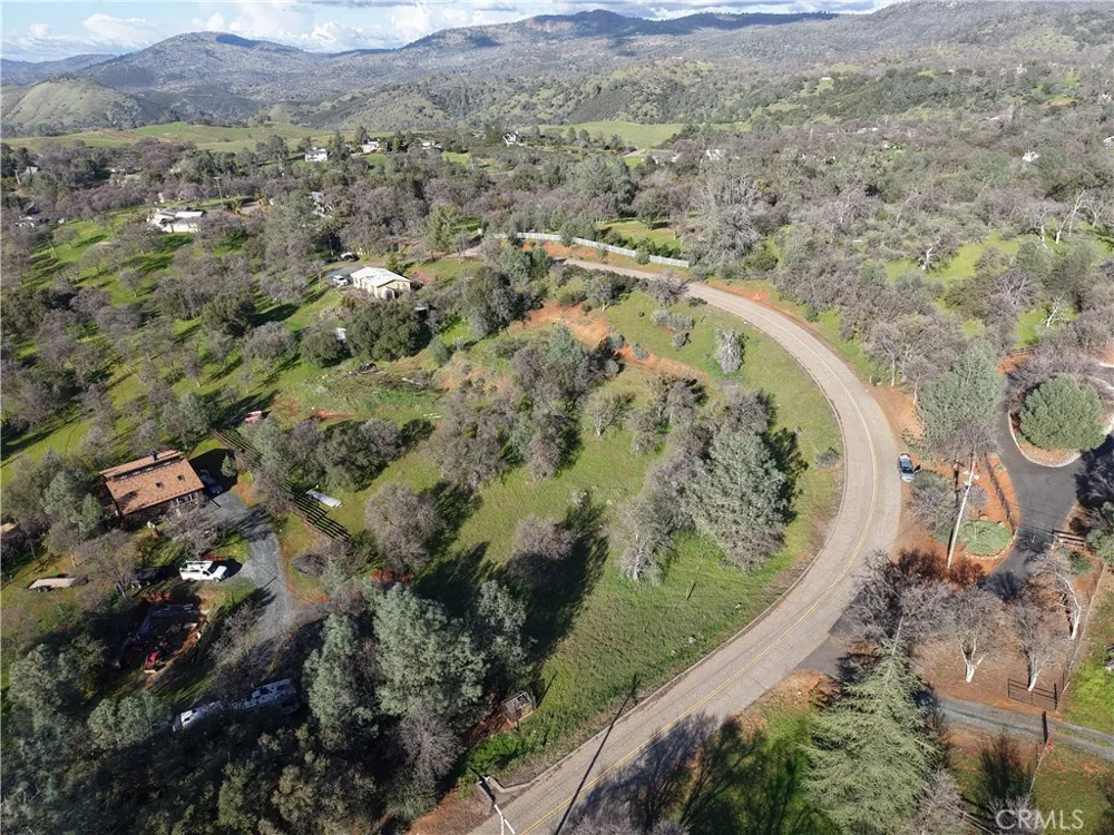 10441 Castano Way Coulterville, CA 95311