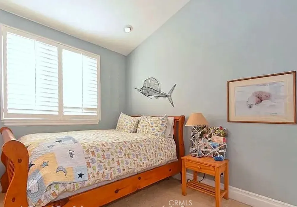 3200 Elm Avenue Manhattan Beach, CA 90266