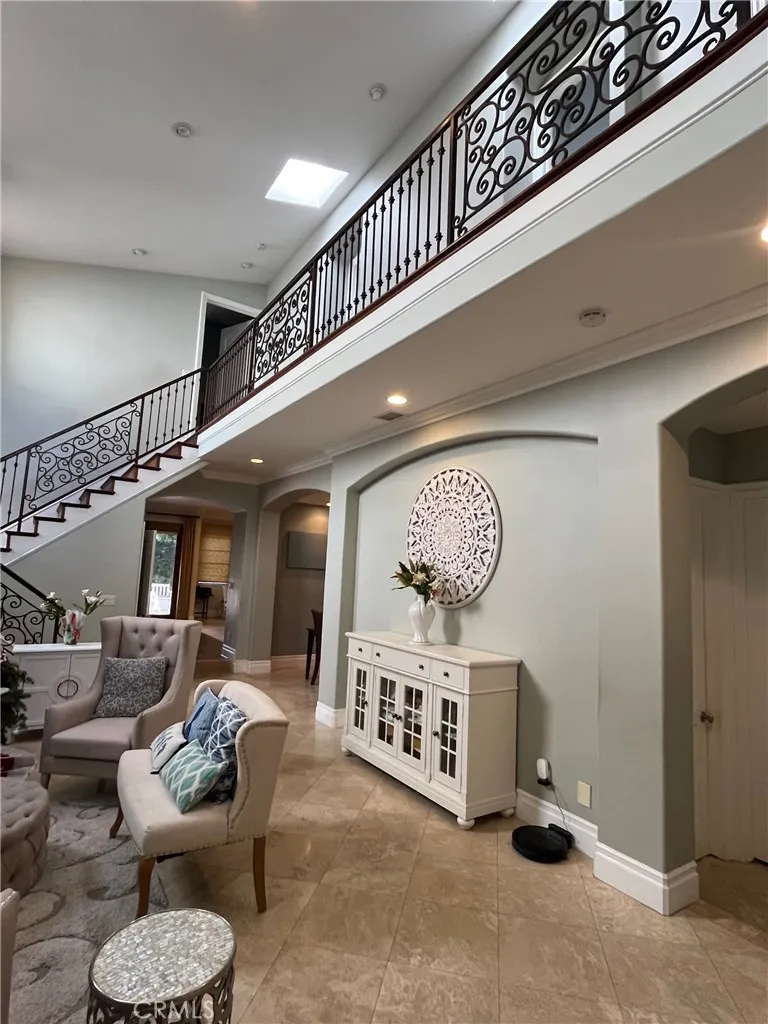 3200 Elm Avenue Manhattan Beach, CA 90266