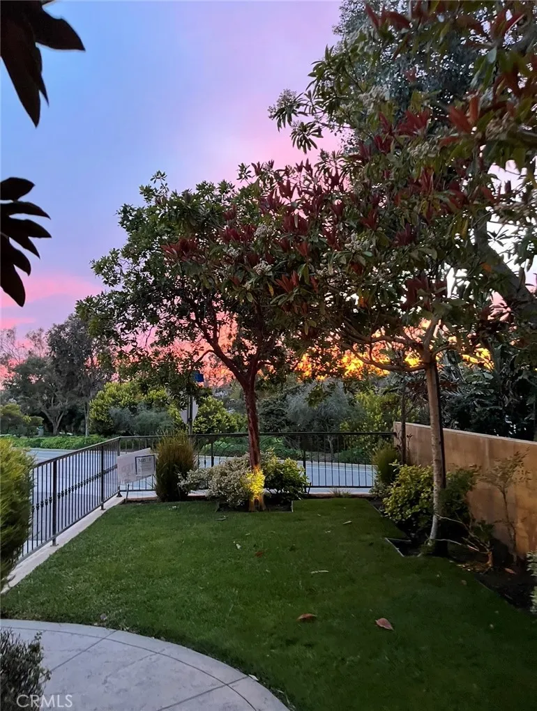 3200 Elm Avenue Manhattan Beach, CA 90266