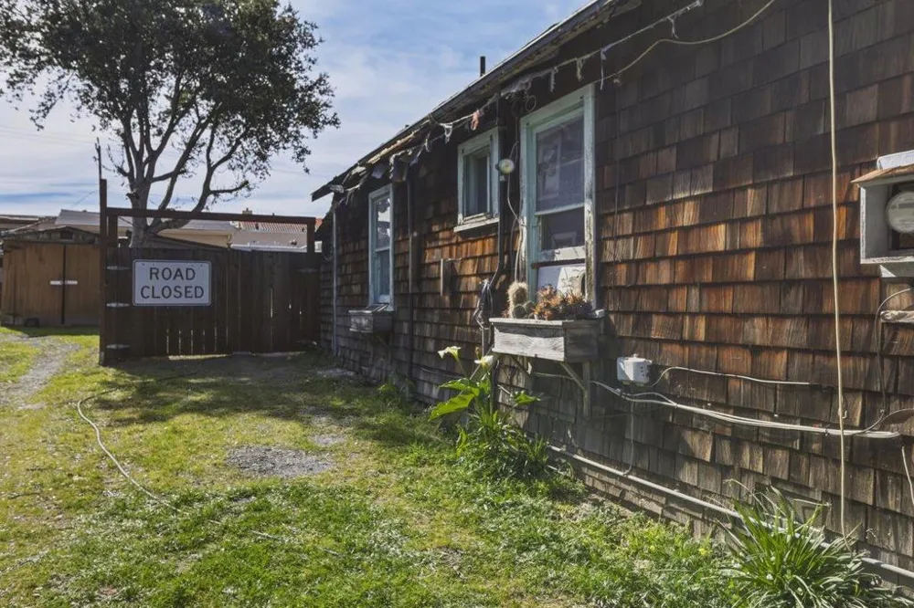 529 Wave Street Monterey, CA 93940