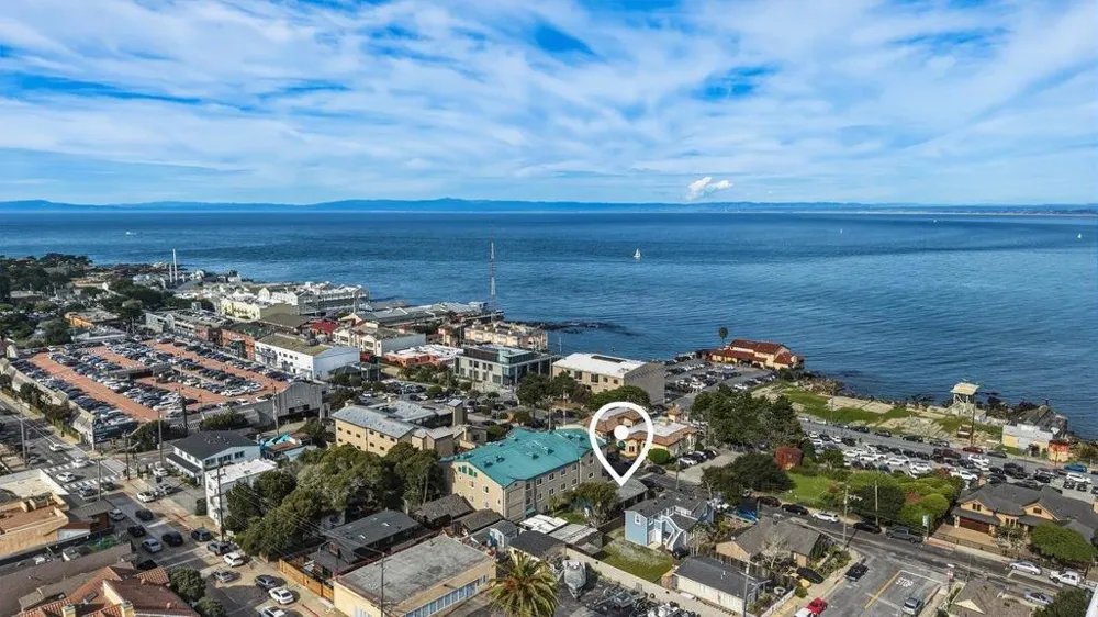 529 Wave Street Monterey, CA 93940