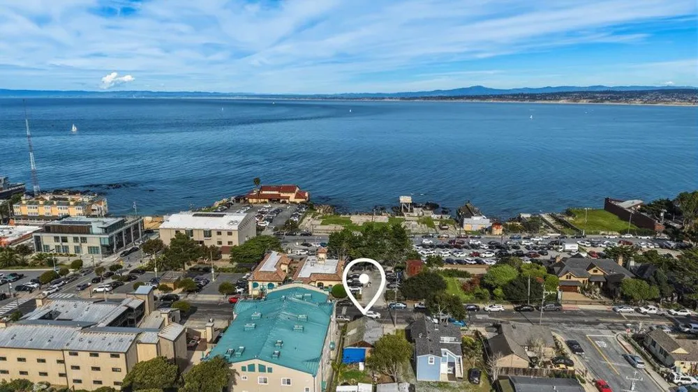 529 Wave Street Monterey, CA 93940
