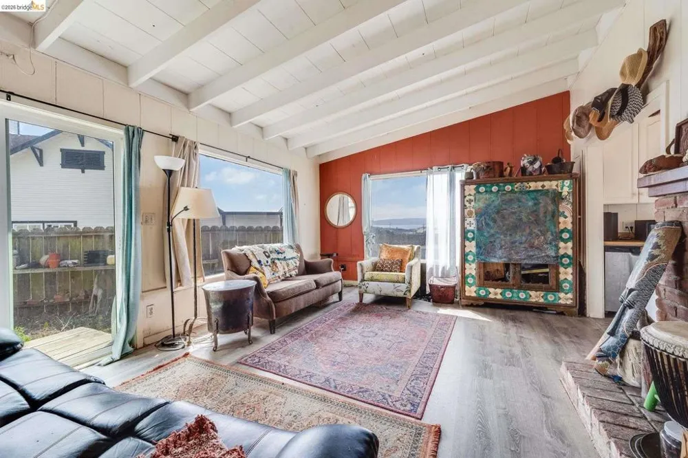 4 Beach Ave Dillon Beach, CA 94929