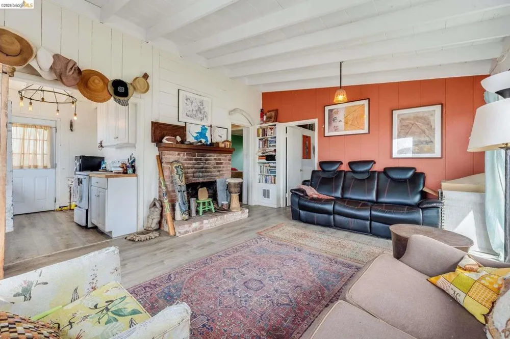 4 Beach Ave Dillon Beach, CA 94929