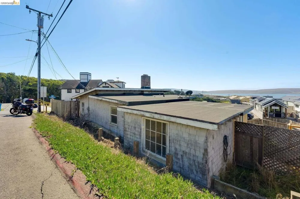 4 Beach Ave Dillon Beach, CA 94929