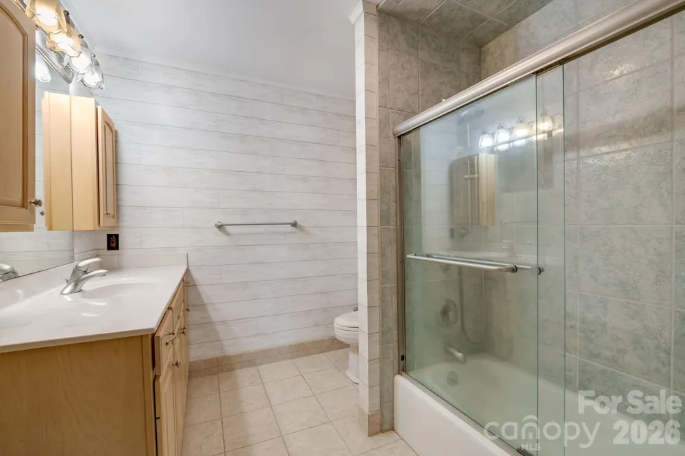 301 Highland Circle Sugar Mountain, NC 28604