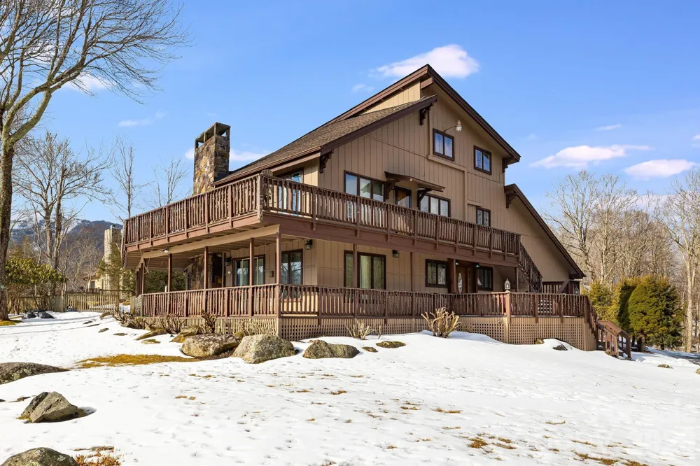 301 Highland Circle Sugar Mountain, NC 28604