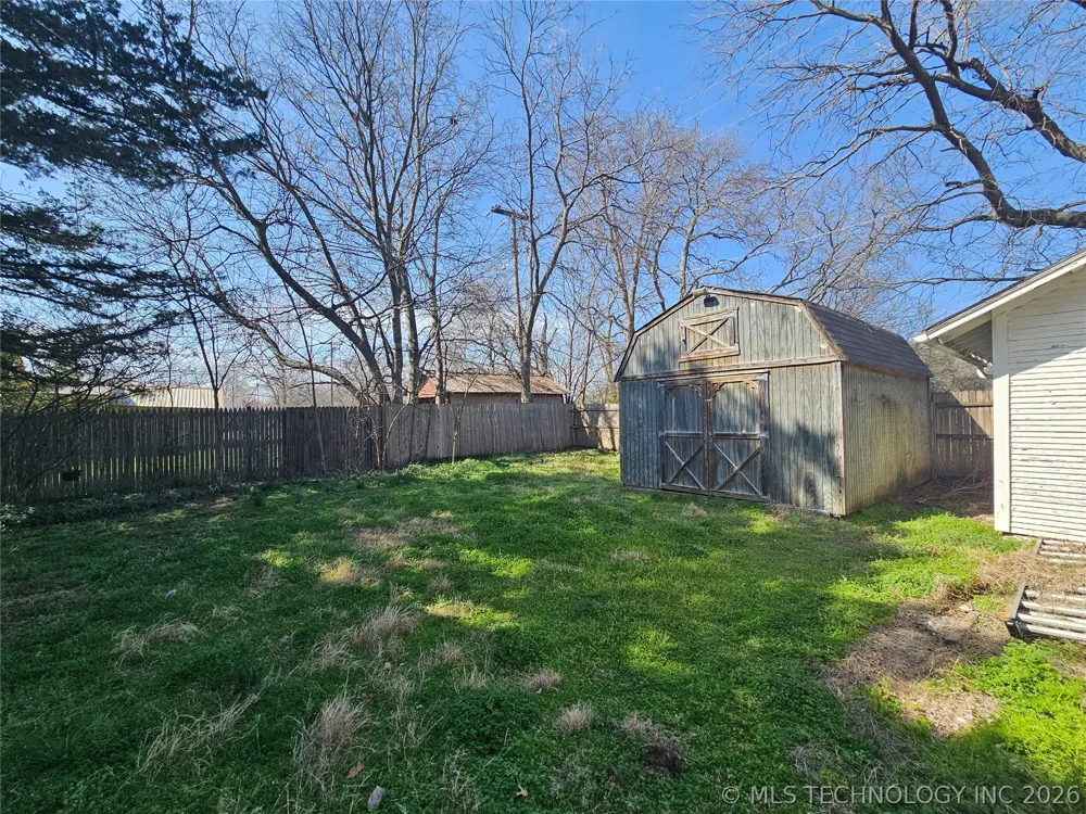 504 W Broadway Marietta, OK 73448