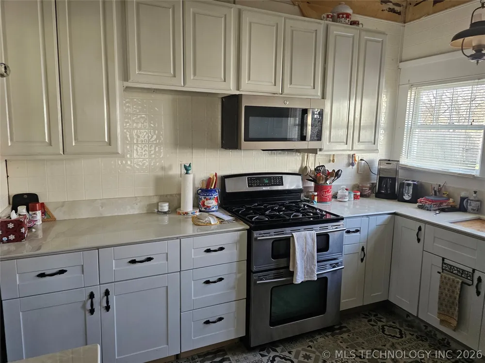 504 W Broadway Marietta, OK 73448