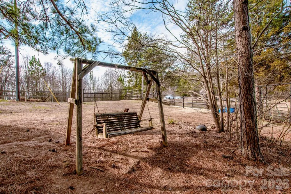 508 Liles Lane Hiddenite, NC 28636