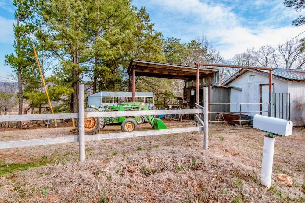508 Liles Lane Hiddenite, NC 28636