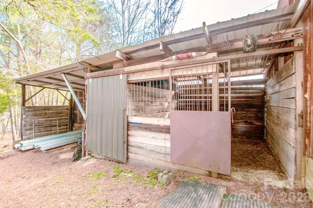 508 Liles Lane Hiddenite, NC 28636