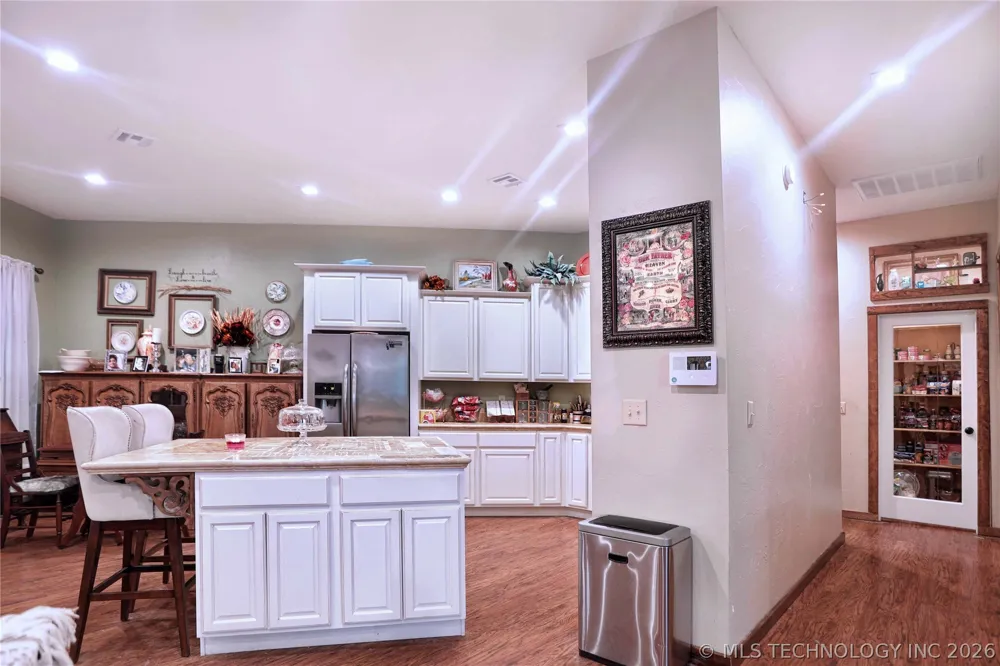 701 Young Road Lone Grove, OK 73443