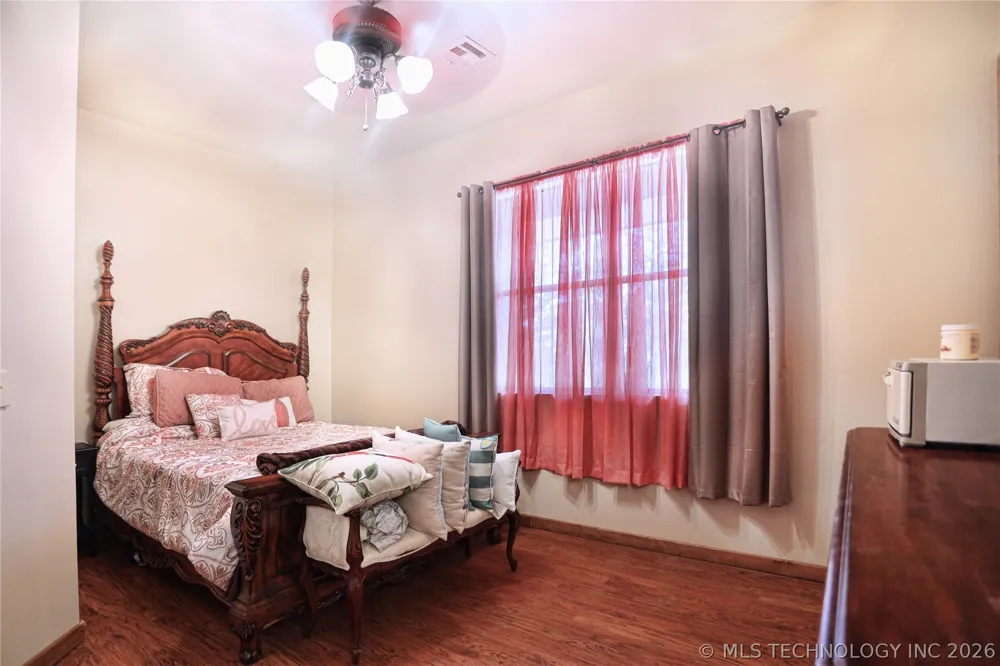 701 Young Road Lone Grove, OK 73443